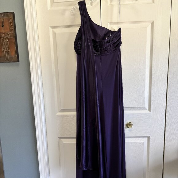 Elegant Purple One-Shoulder Gown with Draped Cape Overlay  Formal Evening Dress - Picture 1 of 4
